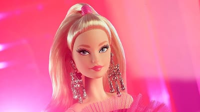 Barbie’s Festive Looks: A Retrospective View of Holiday Barbie Through the Decades